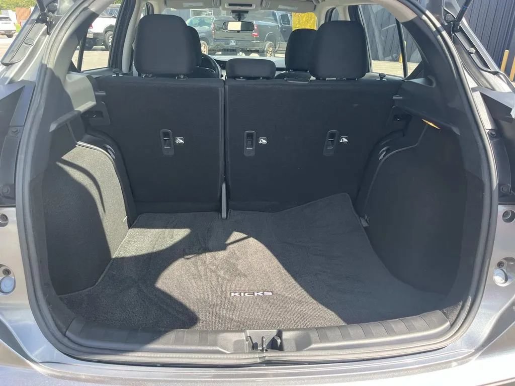 Used 2024 Nissan Kicks S FWD image 21