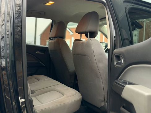 Used 2019 Chevrolet Colorado LT w/ LT Convenience Package AWD/4WD image 13