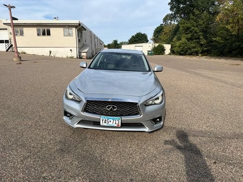 Used 2018 INFINITI Q50 Luxe w/ Sensory Package (Luxe) AWD/4WD image 9