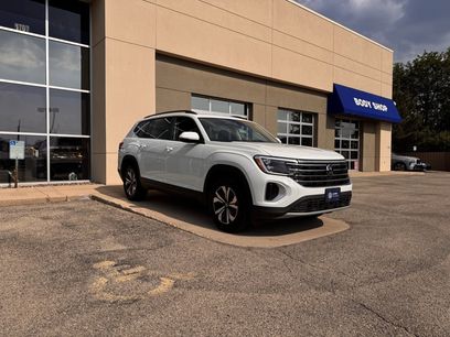 Certified 2025 Volkswagen Atlas SE