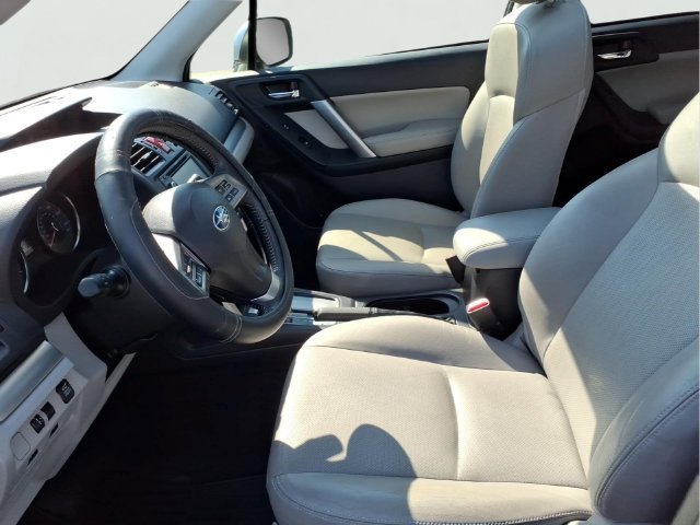 Used 2015 Subaru Forester 2.5i Limited AWD/4WD image 5