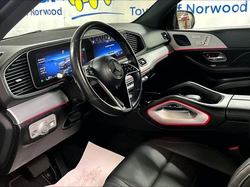 Used 2024 Mercedes-Benz GLE 450e 4MATIC image 8