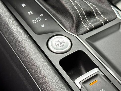 Used 2021 Volkswagen Atlas SEL R-Line image 26