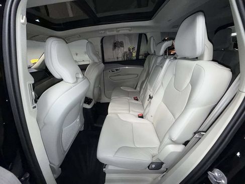 Used 2025 Volvo XC90 T8 Plus AWD/4WD image 20