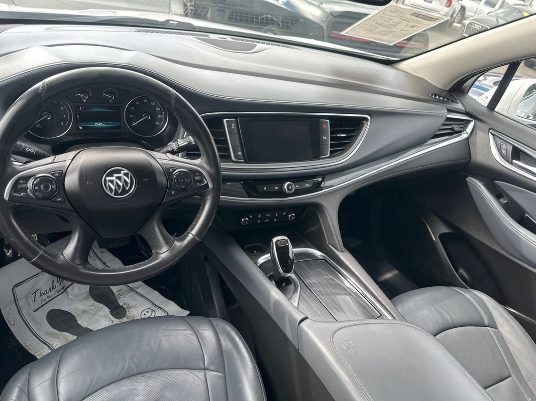 Used 2018 Buick Enclave Essence w/ Trailering Package FWD image 32