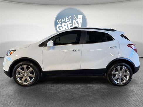Used 2019 Buick Encore Essence w/ Experience Buick Package image 7
