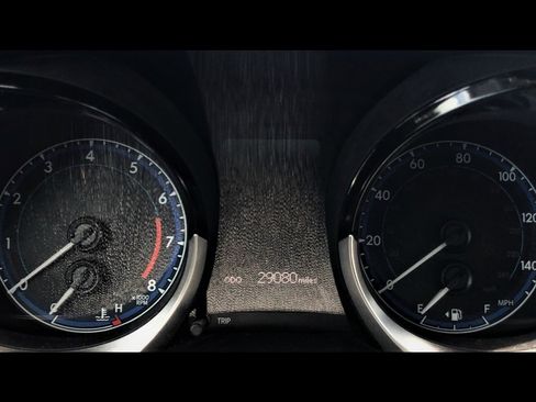 Used 2014 Toyota Corolla LE image 8