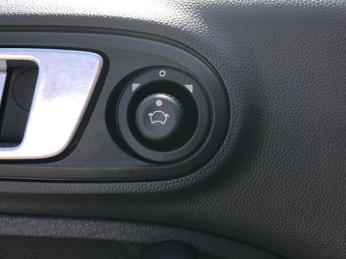 Used 2015 Ford Fiesta ST w/ ST Recaro Package image 36