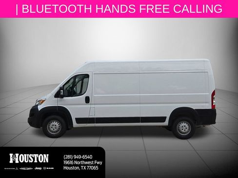 Used 2025 RAM ProMaster 2500 w/ Convenience Group FWD image 8