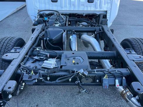 New 2026 GMC Sierra 3500 Pro w/ Convenience Package image 5