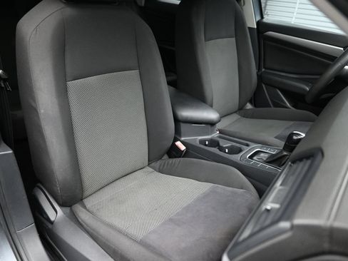 Used 2019 Volkswagen Jetta S FWD image 38