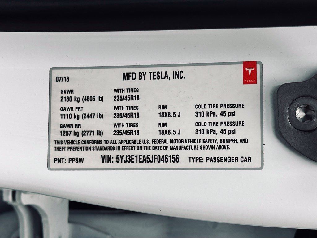 Used 2018 Tesla Model 3 Long Range RWD image 44