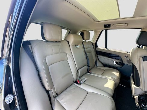 Used 2021 Land Rover Range Rover AWD/4WD image 29