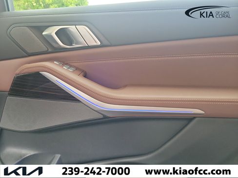 Used 2026 BMW X7 xDrive40i AWD/4WD image 17