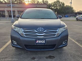 Used 2011 Toyota Venza w/ Leather Pkg video 2