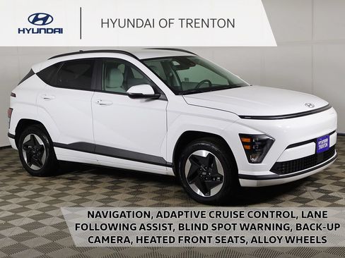 Used 2025 Hyundai Kona SEL FWD image 1