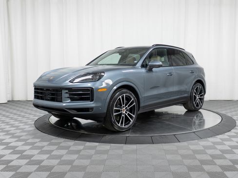 New 2026 Porsche Cayenne AWD/4WD image 1
