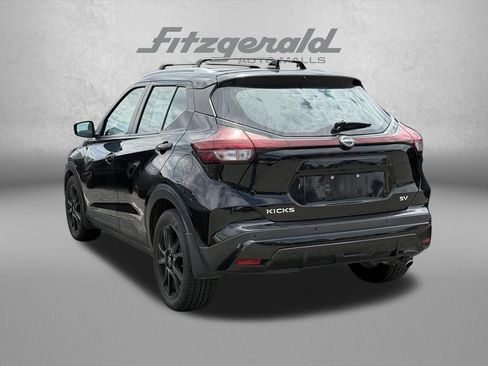 Used 2023 Nissan Kicks SV w/ Exterior Package FWD image 3
