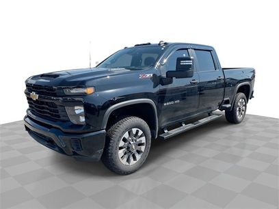 Used 2024 Chevrolet Silverado 2500 Custom w/ Custom Value Package