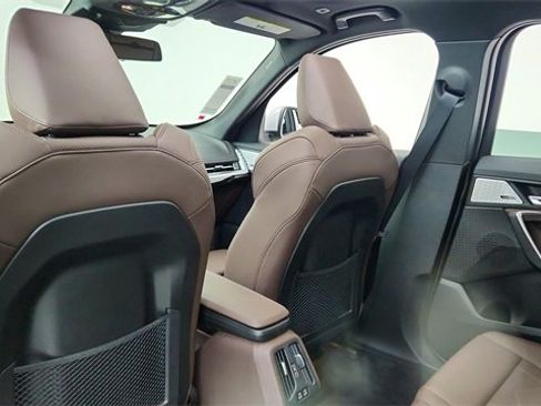 Used 2024 BMW X1 xDrive28i w/ Premium Package image 31