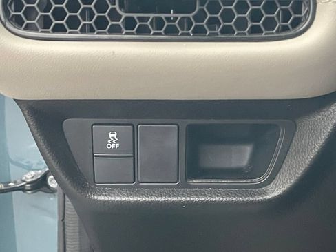 Used 2024 Honda HR-V LX image 19