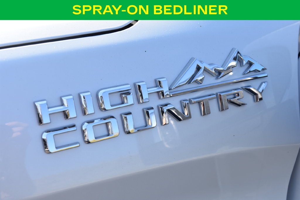 Used 2025 Chevrolet Silverado 1500 High Country AWD/4WD image 13
