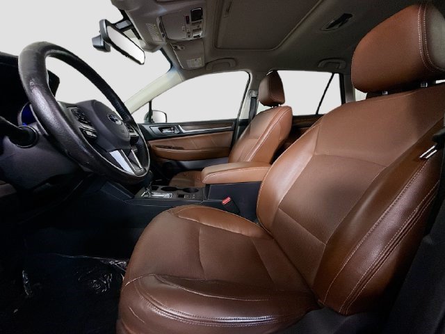 Used 2017 Subaru Outback 2.5i Touring w/ Popular Package #5A AWD/4WD image 21