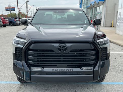 New 2026 Toyota Tundra Limited AWD/4WD image 3
