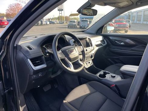 Used 2024 GMC Terrain SLE FWD image 6