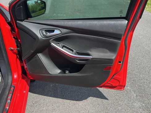 Used 2015 Ford Focus ST FWD image 18