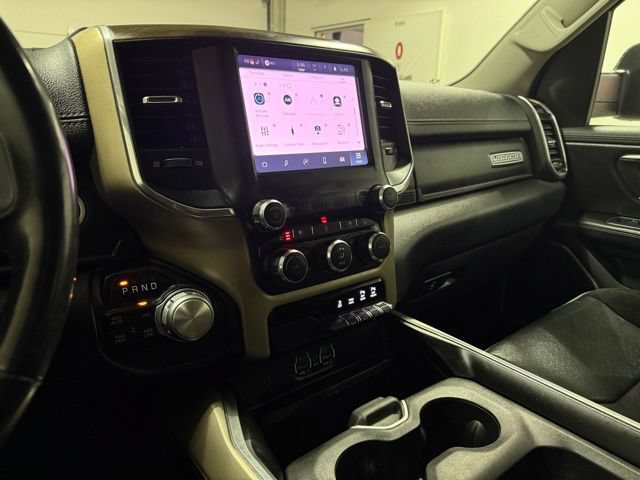 Used 2022 RAM 1500 Laramie AWD/4WD image 19