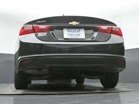 Used 2018 Chevrolet Malibu LS FWD image 35