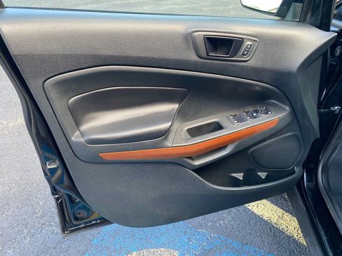 Used 2018 Ford EcoSport SES w/ SES Cold Weather Package AWD/4WD image 29
