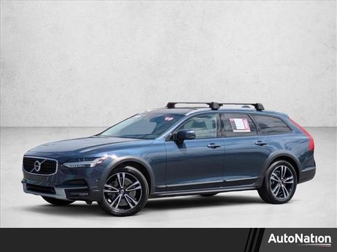 Used 2019 Volvo V90 T5 Cross Country w/ Advanced Package image 1