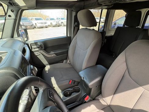 Used 2016 Jeep Wrangler Unlimited Sport w/ Quick Order Package 24S image 24