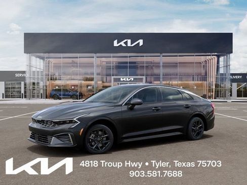 New 2026 Kia K5 LXS FWD image 3