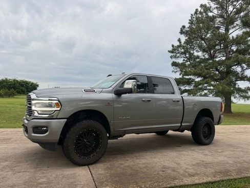 Used 2024 RAM 2500 Laramie AWD/4WD image 21