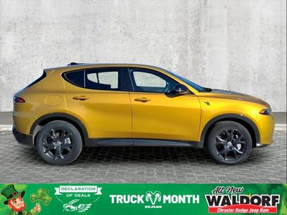 New 2024 Dodge Hornet R/T Plus w/ Tech Pack Plus w/o Parking