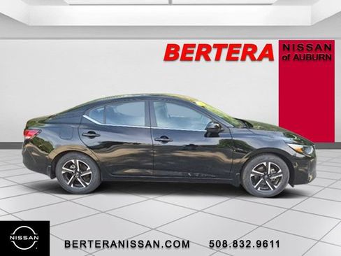 Used 2024 Nissan Sentra SV w/ All-Weather Package FWD image 2