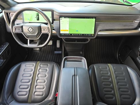 Used 2024 Rivian R1S Adventure AWD/4WD image 13