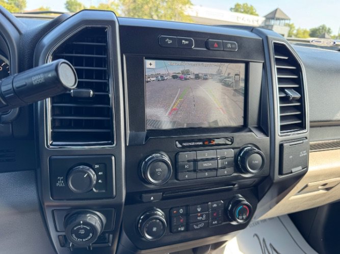 Used 2018 Ford F150 XLT w/ Equipment Group 302A Luxury AWD/4WD image 22