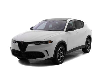New 2025 Alfa Romeo Tonale w/ Premium Package
