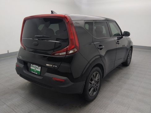 Used 2020 Kia Soul EX FWD image 9