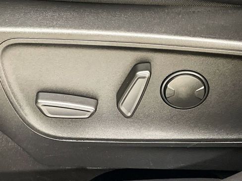 Used 2023 Ford Escape ST-Line image 21