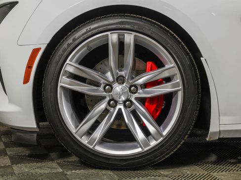 Used 2018 Chevrolet Camaro SS image 62