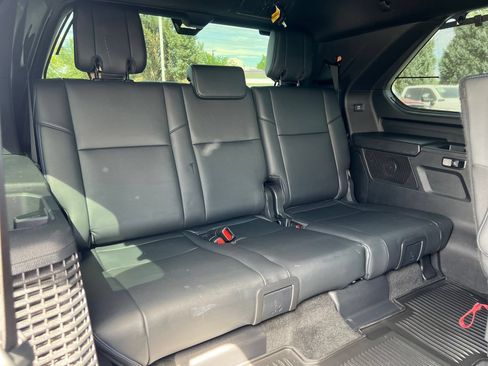 Used 2024 Toyota Sequoia Platinum AWD/4WD image 36