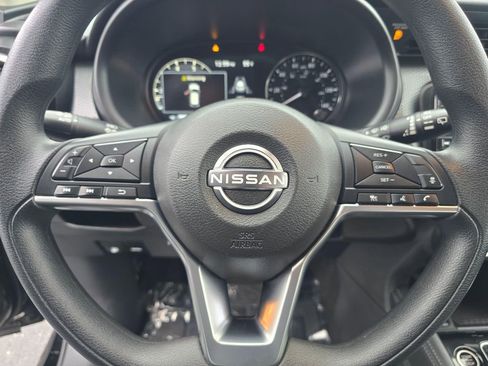 Used 2024 Nissan Kicks SV image 26
