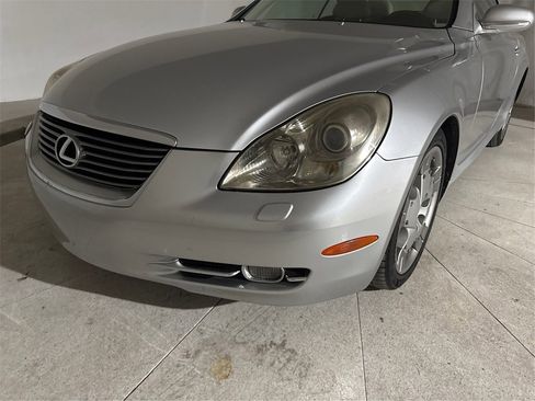 Used 2008 Lexus SC 430 Convertible image 22