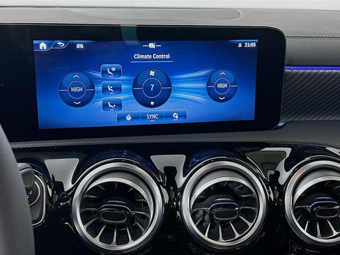 Certified 2025 Mercedes-Benz CLA 250 CLA 250 image 19