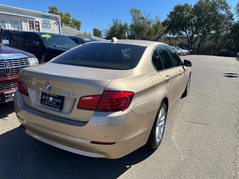 Used 2011 BMW 528i Sedan RWD image 6